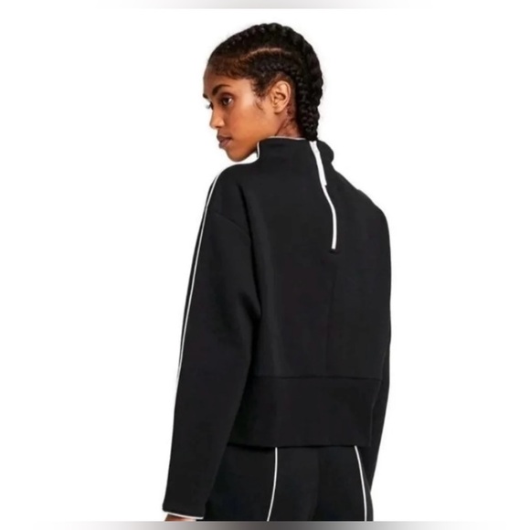 Victor Glemaud Pullover - Picture 3 of 7